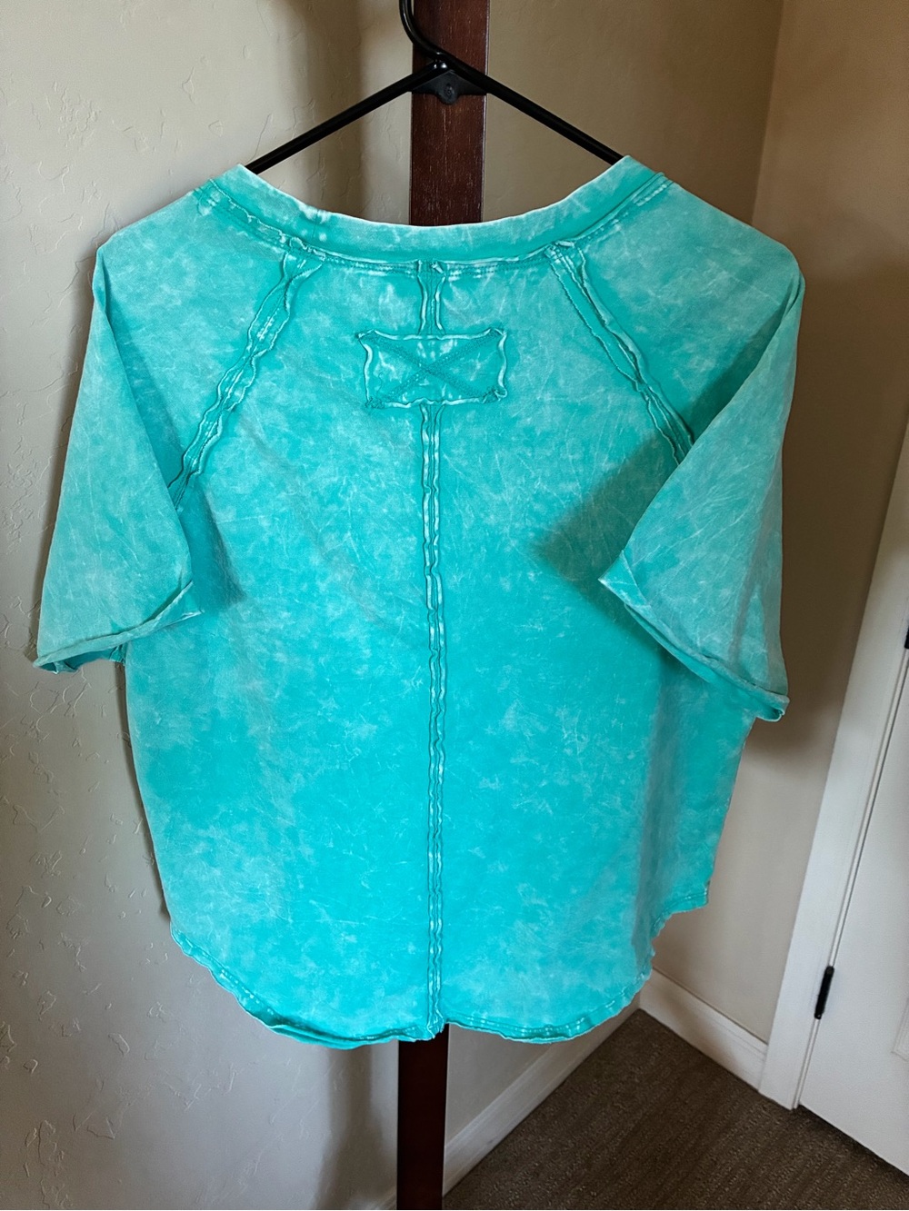 Mineral Washed Turquoise Short Sleeve Cotton T-shirt. Size M. NWOT. - Picture 3 of 3